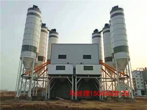 在使用初期，混凝土攪拌站有什么注意事項？